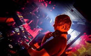John Digweed - Transitions 679-683