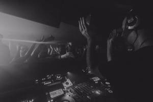 Sasha - Last Night On Earth 030